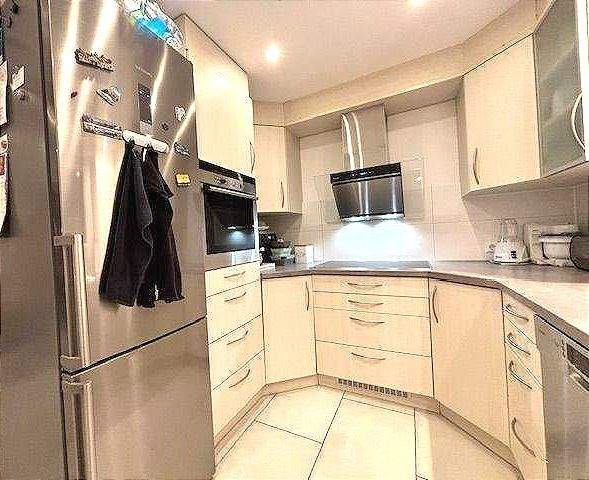Doppelhaushälfte Korntal-Münchingen Münchingen - 6 Zimmer, 234 m&sup2;, 715.000&euro; | Angebot:25730172