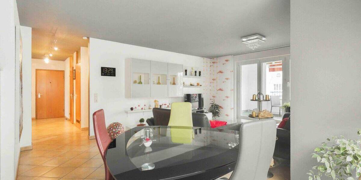 Etagenwohnung Reutlingen Hohbuch - 3 Zimmer, 79 m&sup2;, 359.000&euro; | Angebot:26642373