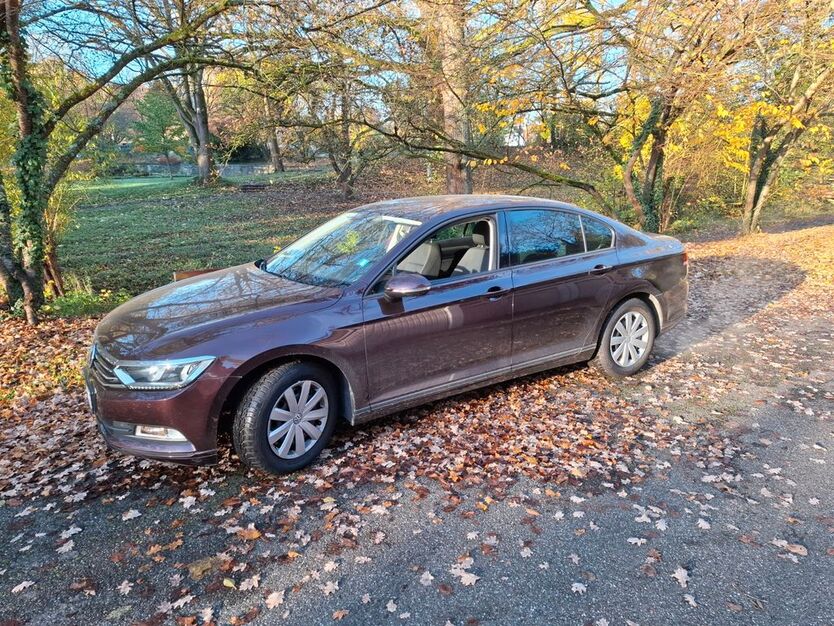 VW Passat 54.499 km 14.750 € Sindelfingen 71067
