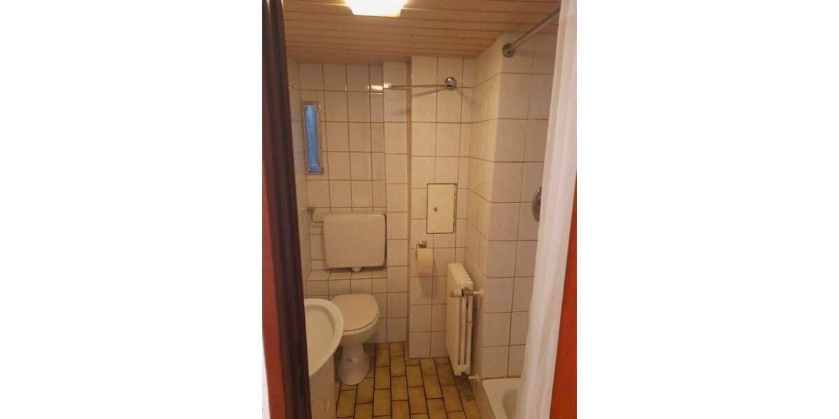 Reihenendhaus Stuttgart Möhringen - 8 Zimmer, 200 m&sup2;, 900.000&euro; | Angebot:24724347