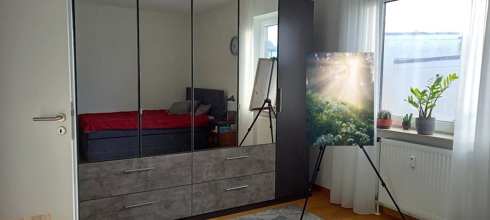 Naturnahes Wohnerlebnis: Moderne Eleganz in idyllischer Umgebung!