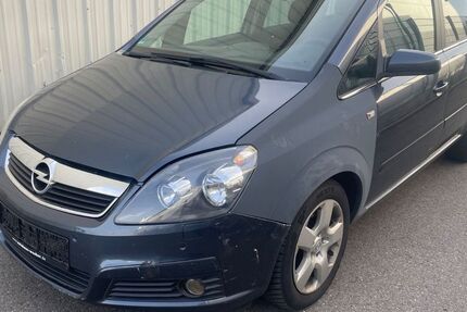 Opel Zafira 260.000 km 890 € Böblingen 71034