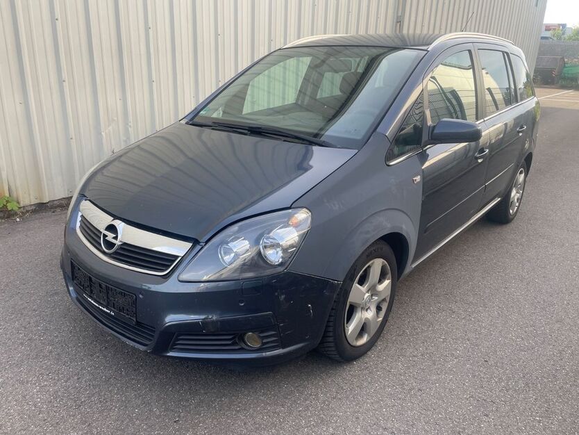 Opel Zafira 260.000 km 890 € Böblingen 71034