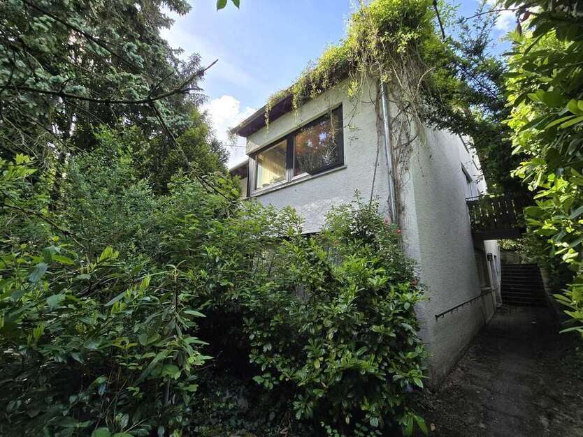 Haus zum Kaufen in Böblingen 789.000 € 350 m²