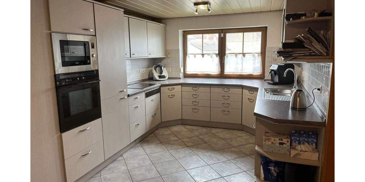 Etagenwohnung Rottenburg am Neckar Baisingen - 5 Zimmer, 170 m&sup2;, 479.000&euro; | Angebot:25864128