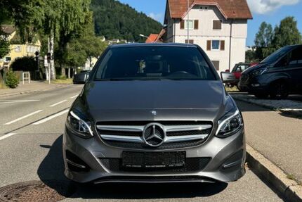 Mercedes B 200