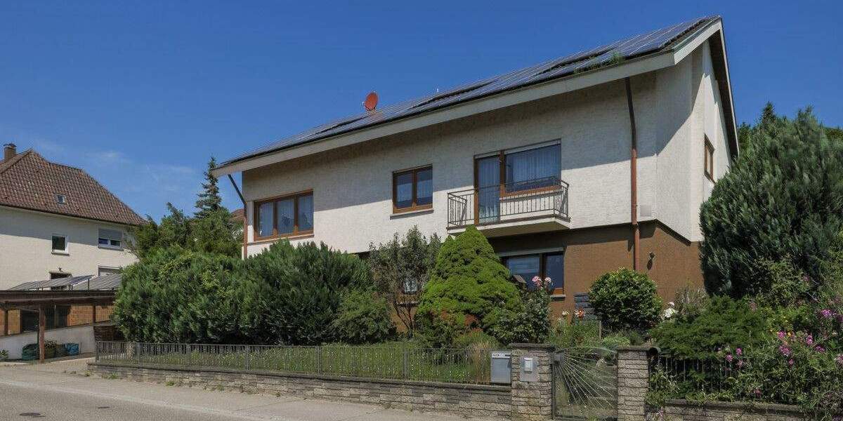 Einfamilienhaus Niefern-Öschelbronn / Niefern Niefern - 6 Zimmer, 180 m&sup2;, 560.000&euro; | Angebot:24860389