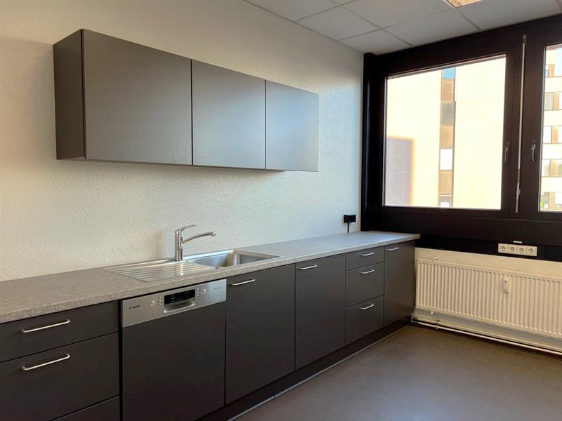 Flexible Bürofläche von 270 qm mit All in One Flat flexibel gestaltbar - All-in-Miete