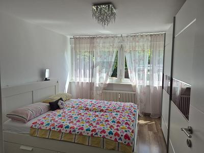 LICHTDURCHFLUTETE WOHNUNG MIT 2 BALKONEN - Etagenwohnung Böblingen Dagersheim | Angebot:26956600