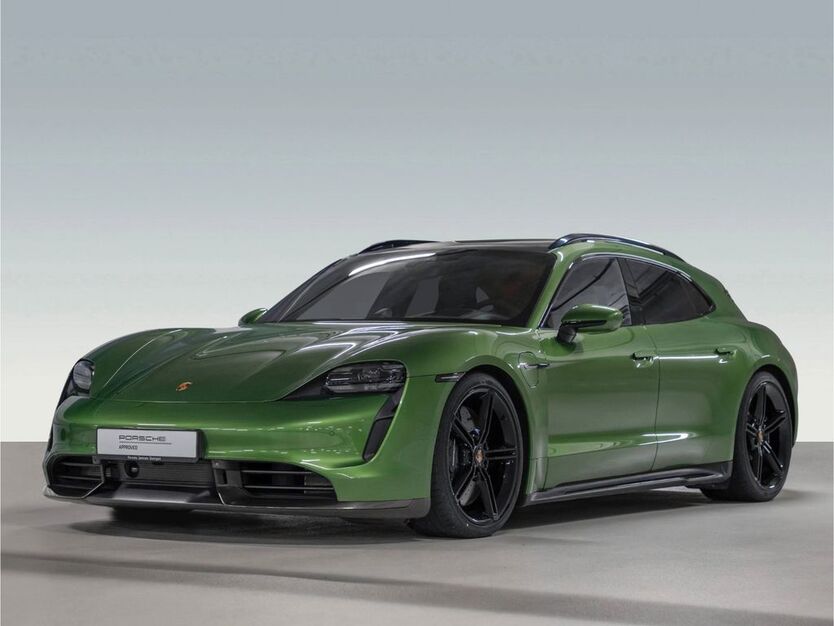 Porsche Taycan 2.400 km 107.600 € Stuttgart 70469