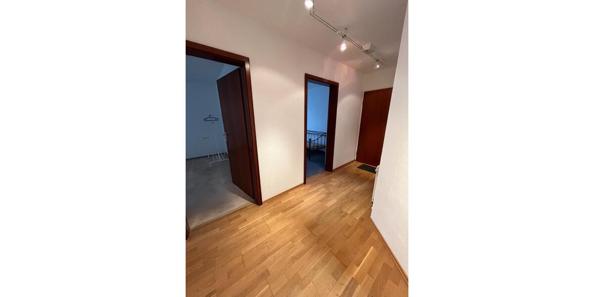 Etagenwohnung Sindelfingen Darmsheim - 3 Zimmer, 85 m&sup2;, 450&euro; | Angebot:24767522