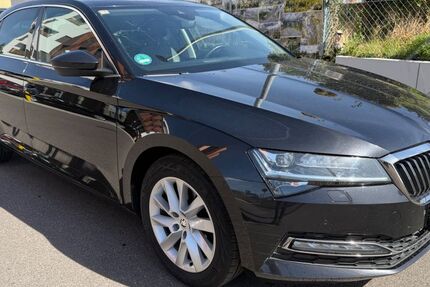 Skoda Superb 179.000 km 16.999 &euro; Ditzingen 71254