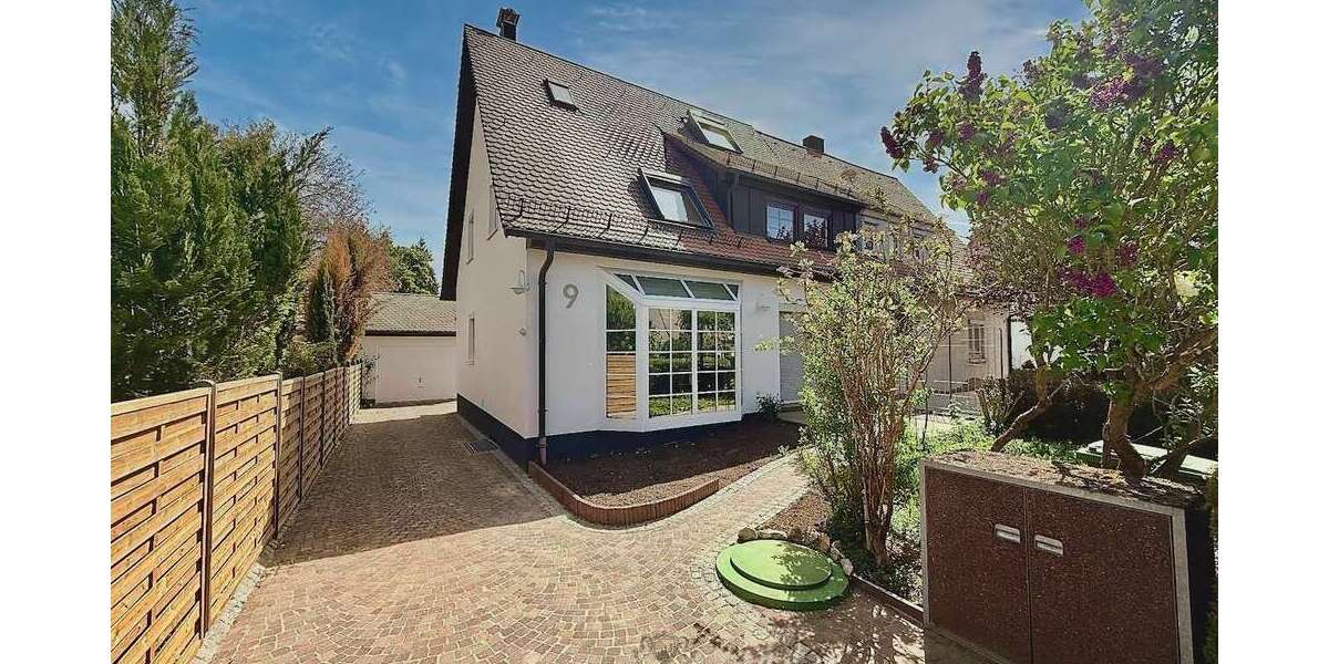 Einfamilienhaus Stuttgart / Büsnau Büsnau - 4 Zimmer, 130 m&sup2;, 2.500&euro; | Angebot:26853088