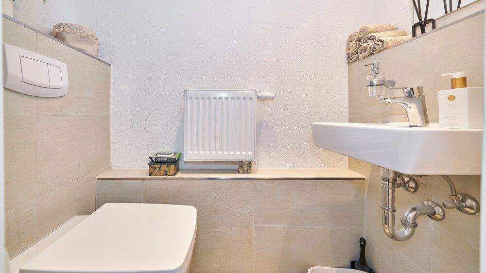 Etagenwohnung Freiberg am Neckar Heutingsheim - 2 Zimmer, 64 m&sup2;, 265.000&euro; | Angebot:24675222