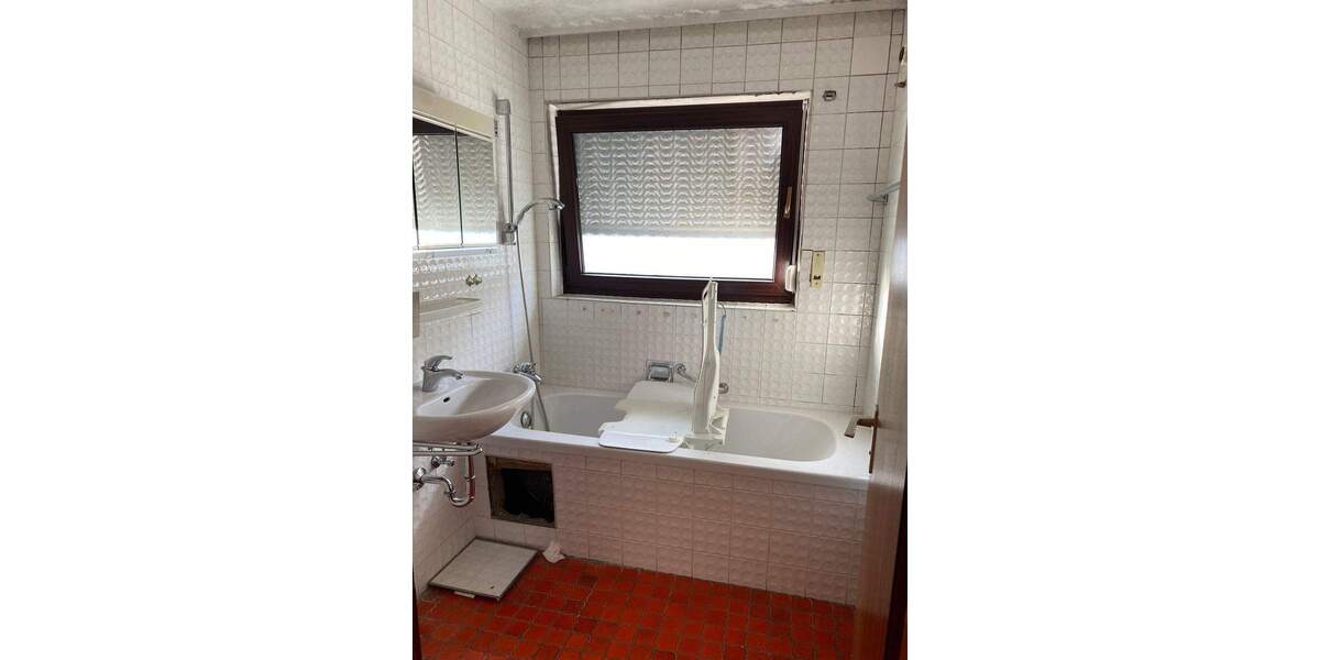 Etagenwohnung Leinfelden-Echterdingen Leinfelden - 2 Zimmer, 73 m&sup2;, 300.000&euro; | Angebot:25678816