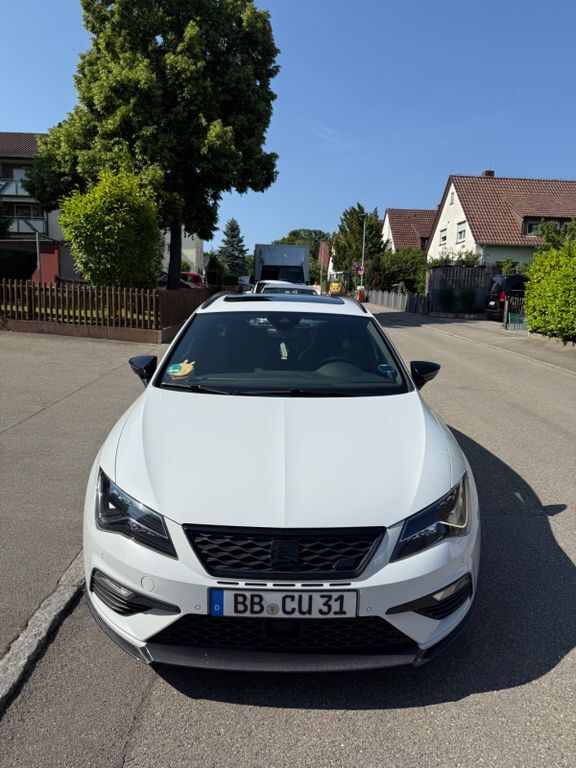 Seat Leon 101.000 km 26.299 € Holzgerlingen 71088