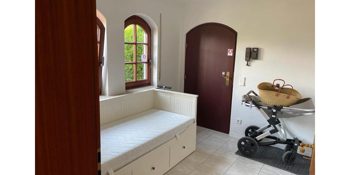 Erdgeschoßwohnung Esslingen am Neckar Hegensberg - 1.5 Zimmer, 35 m&sup2;, 720&euro; | Angebot:25725039
