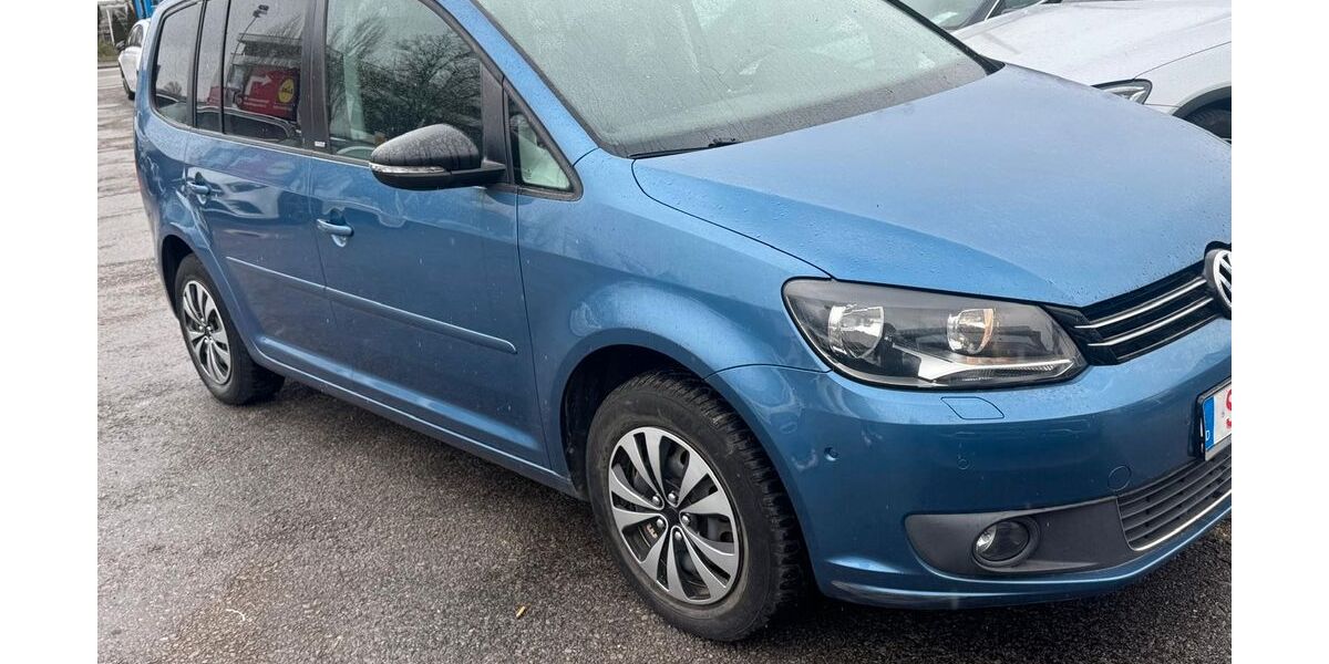 VW Touran 154.000 km 7.200 &euro; Sindelfingen 71065