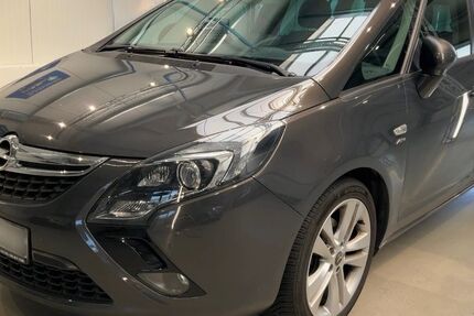 Opel Zafira 115.624 km 8.349 &euro; Esslingen am Neckar 73732