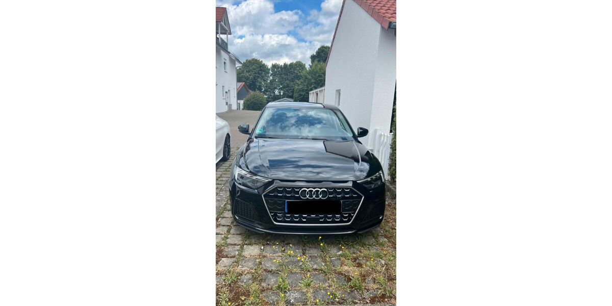 Audi A1 13.350 km 22.999 &euro; Esslingen am Neckar 73734