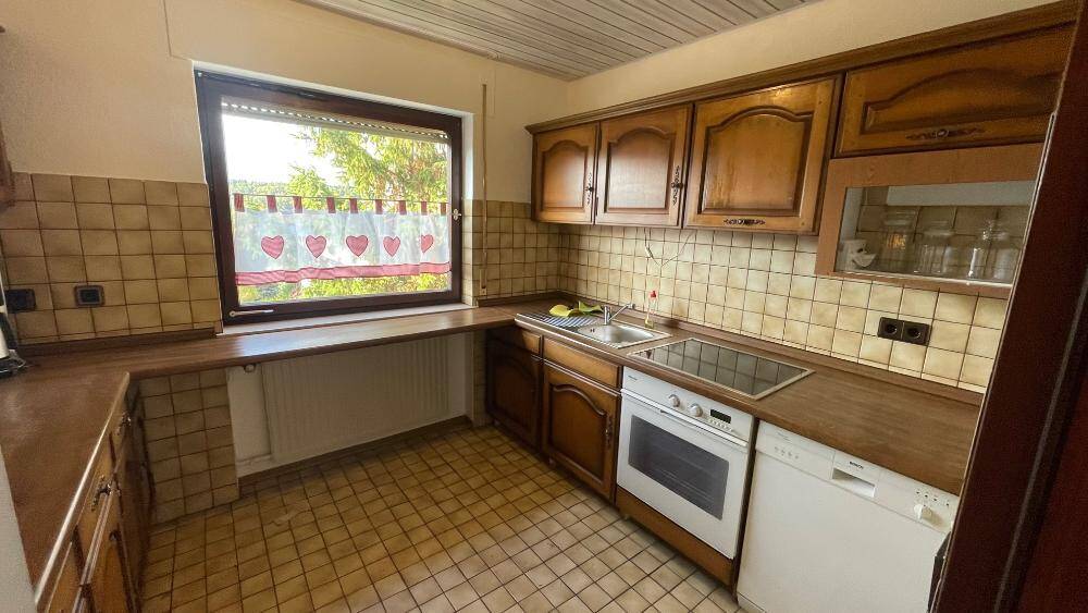 Mehrfamilienhaus, Wohnhaus Weil der Stadt - 6 Zimmer, 132 m&sup2;, 2.300&euro; | Angebot:23958811