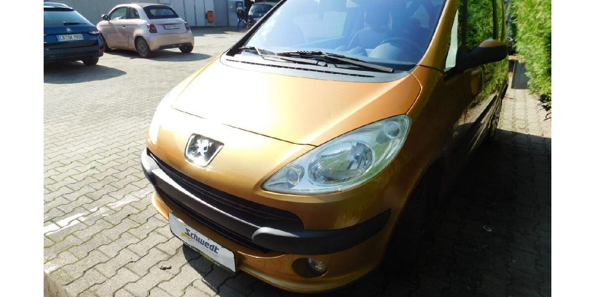 Peugeot 1007 106.000 km 2.600 &euro; Ludwigsburg 71640
