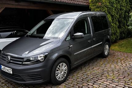 VW Caddy 146.800 km 15.800 &euro; Rottenburg 72108