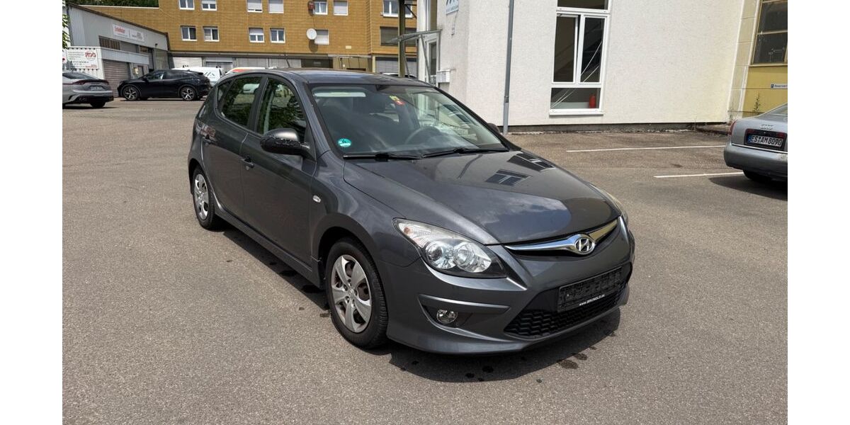 Hyundai i30 116.000 km 1.999 &euro; Möglingen 71696