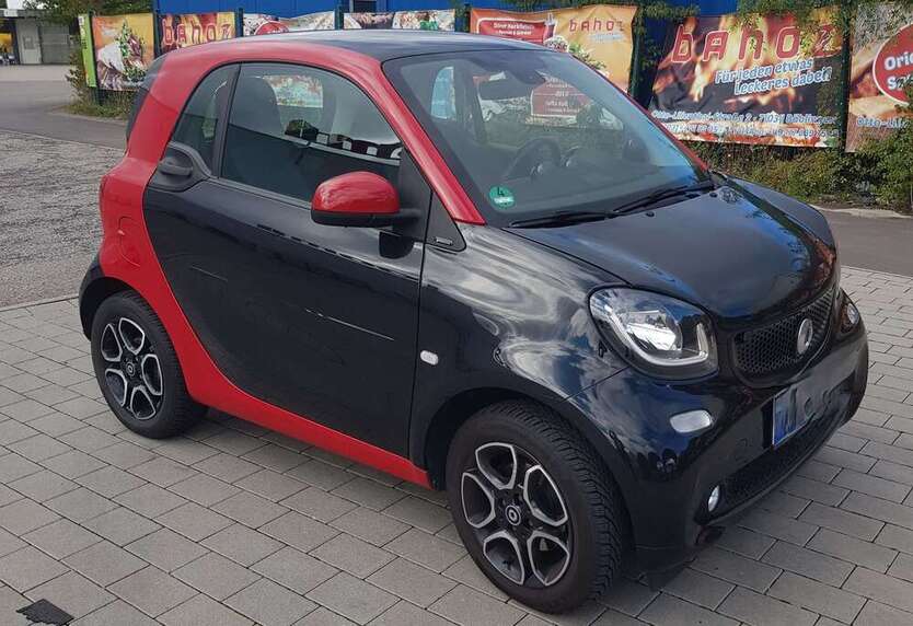 Smart forTwo 48.500 km 12.499 € Böblingen 71034