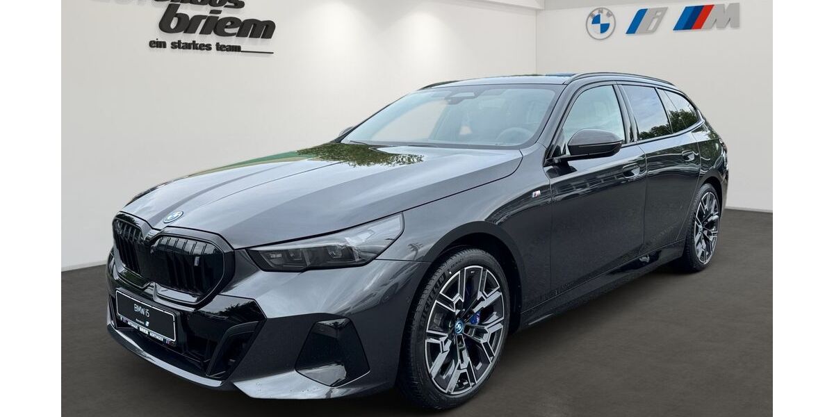 BMW i5 14.900 km 71.844 &euro; Nürtingen 72622