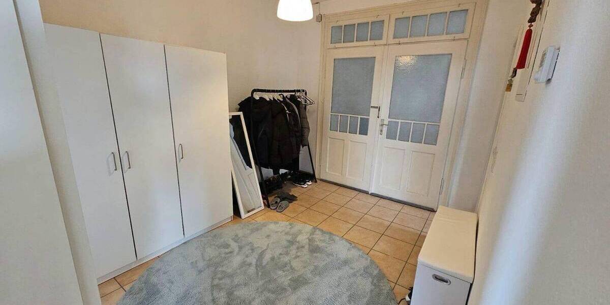 Etagenwohnung Stuttgart Bad Cannstatt - 2 Zimmer, 61 m&sup2;, 895&euro; | Angebot:26833853