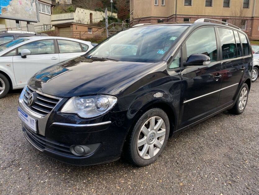 VW Touran 172.757 km 2.995 € Altensteig 72213