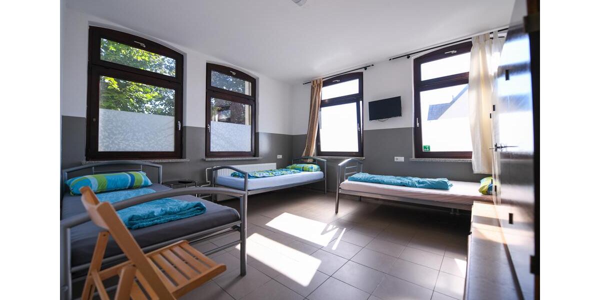 Mehrfamilienhaus, Wohnhaus Reutlingen Reutlingen-Betzingen - 18 Zimmer, 460 m&sup2;, 6.000&euro; | Angebot:24245162