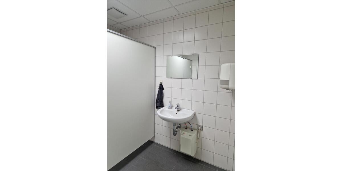 Gewerbeobjekt Esslingen am Neckar Oberesslingen - 2.100&euro; | Angebot:24522561