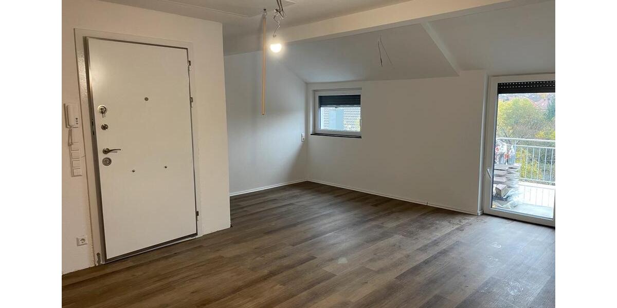 Dachgeschoßwohnung Ludwigsburg Eglosheim - 1 Zimmer, 42 m&sup2;, 900&euro; | Angebot:27604949