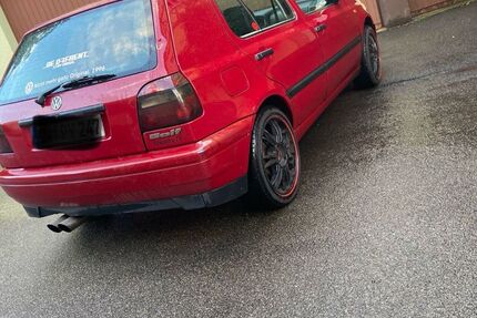 VW Golf 119.000 km 2.200 &euro; Ebhausen 72224