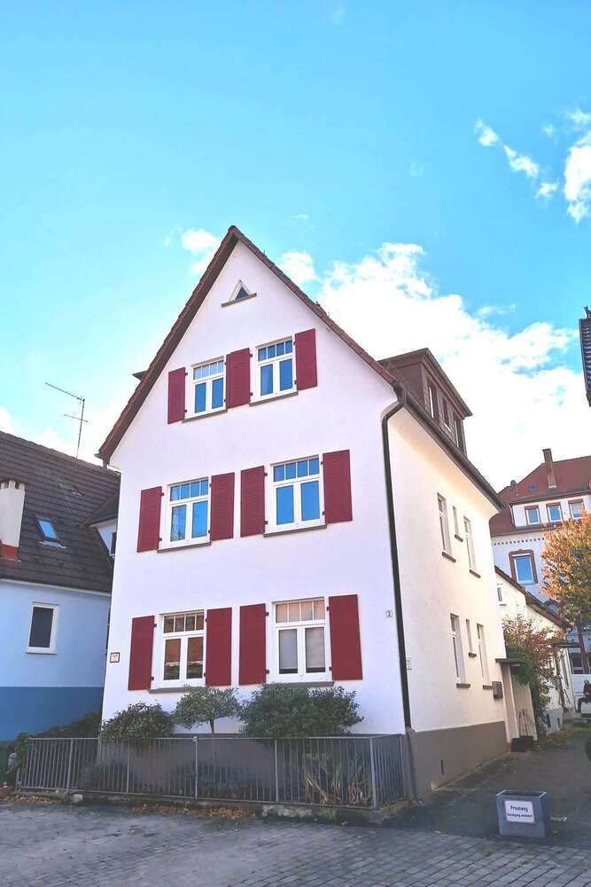 Haus zum Kaufen in Stuttgart 749.000 € 126 m²