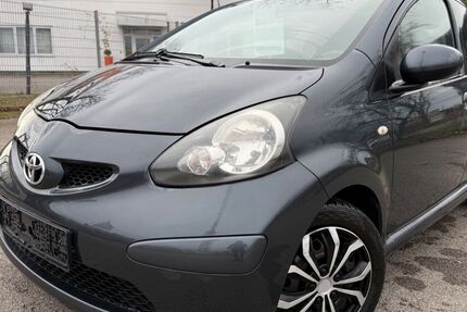 Toyota Aygo (X) 186.000 km 2.490 &euro; MÖGLINGEN 71696