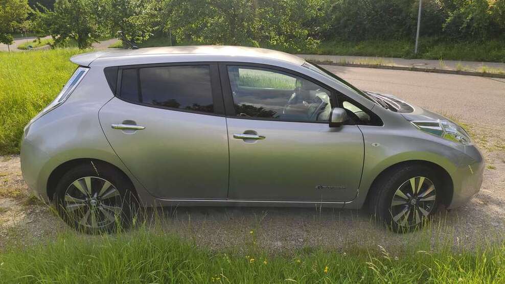 Nissan Leaf 89.000 km 7.400 € Filderstadt 70794