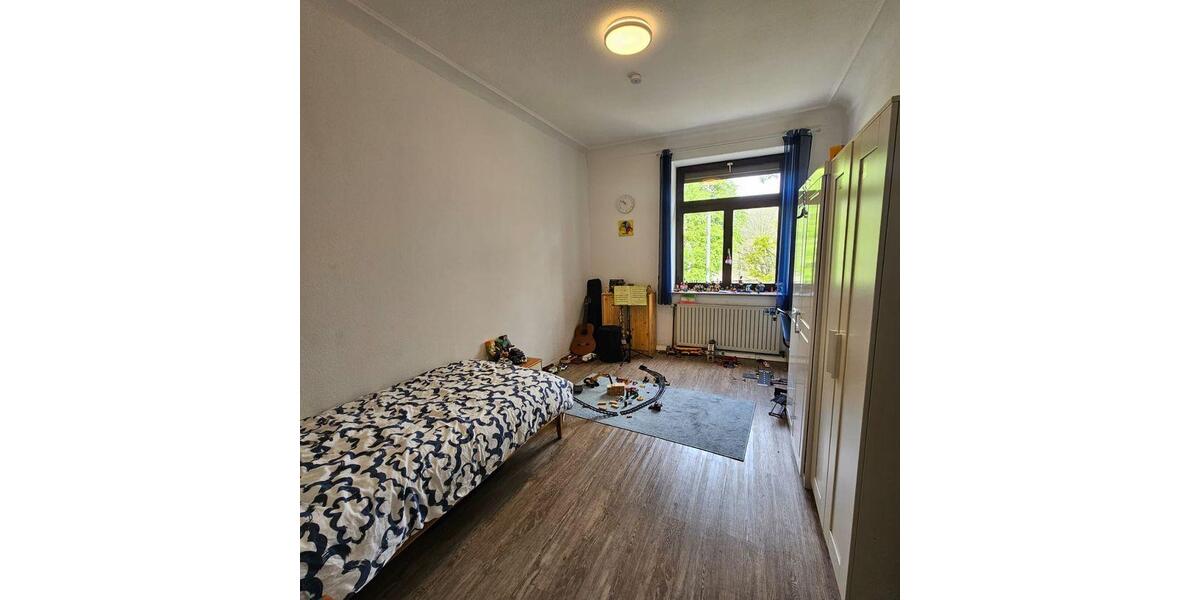 Etagenwohnung Stuttgart Feuerbach - 3 Zimmer, 75 m&sup2;, 700&euro; | Angebot:26222388