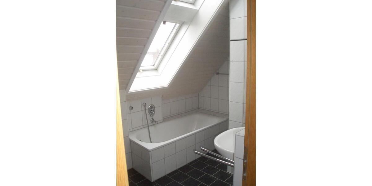 Maisonettenwohnung Sindelfingen Darmsheim - 3 Zimmer, 85 m&sup2;, 1.300&euro; | Angebot:26297542