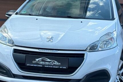 Peugeot 208 126.000 km 4.980 &euro; Reutlingen 72766