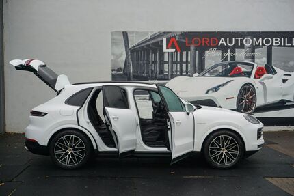 Porsche Cayenne 19.999 km 84.999 € Stuttgart 70499