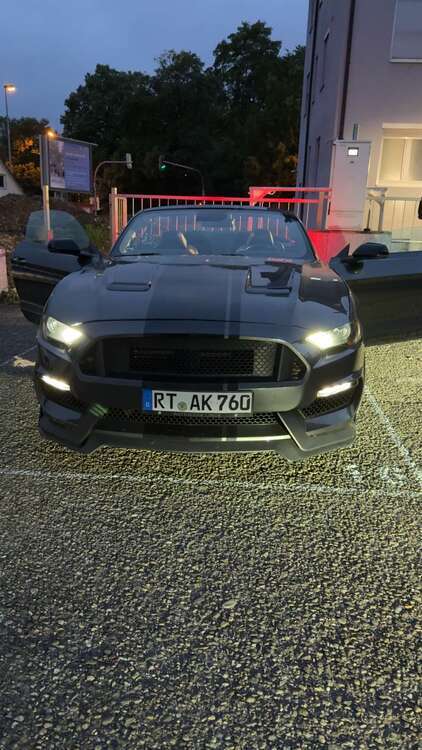 Ford Mustang 30.000 km 48.000 € reutlingen 72760