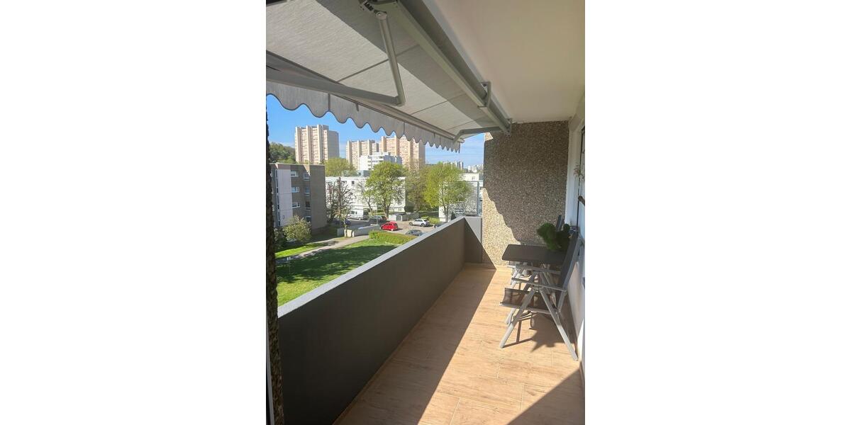 Dachgeschoßwohnung Böblingen Dagersheim - 4 Zimmer, 89 m&sup2;, 360.000&euro; | Angebot:24446793