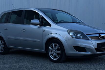 Opel Zafira 163.665 km 3.900 € Reutlingen 72766
