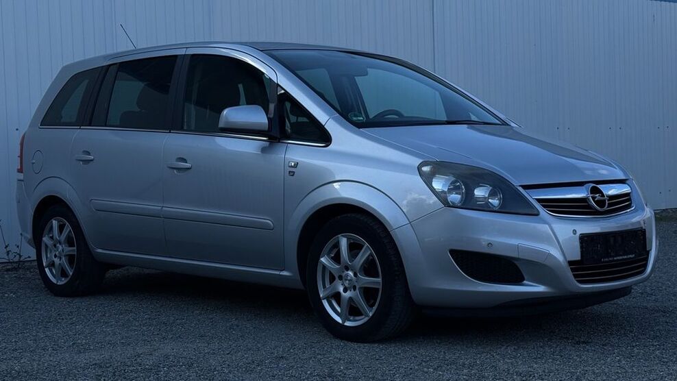 Opel Zafira 163.665 km 3.900 € Reutlingen 72766
