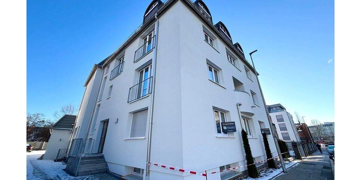Etagenwohnung Sindelfingen Mitte - 3 Zimmer, 88 m&sup2;, 1.360&euro; | Angebot:24700104