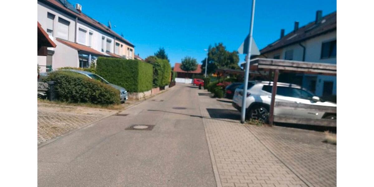Reihenhaus Tamm - 5.5 Zimmer, 133 m&sup2;, 2.000&euro; | Angebot:26418189