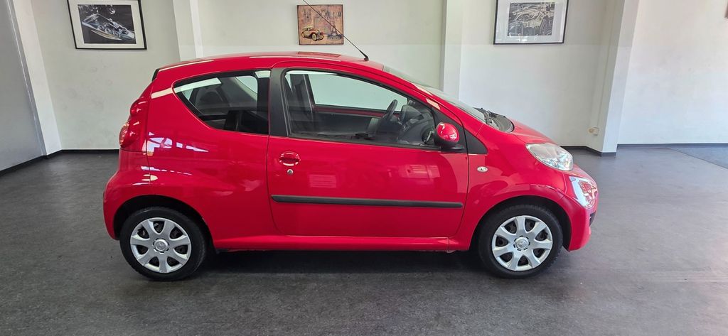 Peugeot 107 97.000 km 2.490 &euro; Asperg/Ludwigsburg bei Stuttgart 71679
